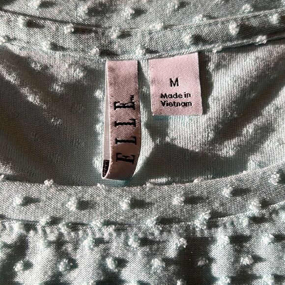 ELLE Women’s Sleeveless Shirt. Medium. Aqua green - Picture 5 of 6